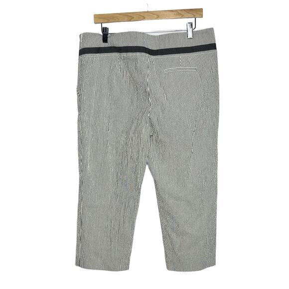 Magaschoni Gray And White Stipend Capri Pants Size 14 - Picture 2 of 5